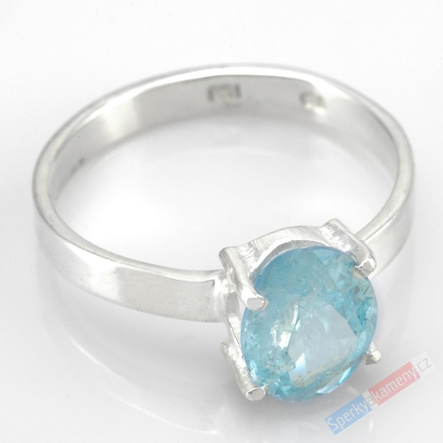 Stříbrný prsten (Ag 925/1000) s broušeným akvamarínem QA, vel. kamene cca 10 x 6 mm (AK1392R)