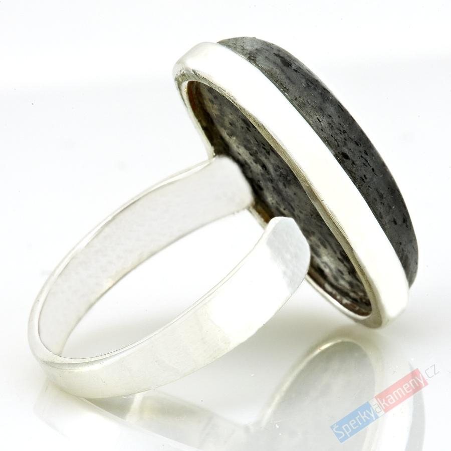 Velký stříbrný prsten (Ag 925/1000) s Black Sun Stone QA, vel. kamene cca 31 x 18 mm, RARITA (BSS7867R)