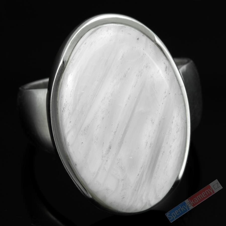 Stříbrný prsten (Ag 925/1000) s bílým skolecitem QAA, vel. kamene cca 25 x 17 mm, "andělská křídla", RARITA (SC1574R)