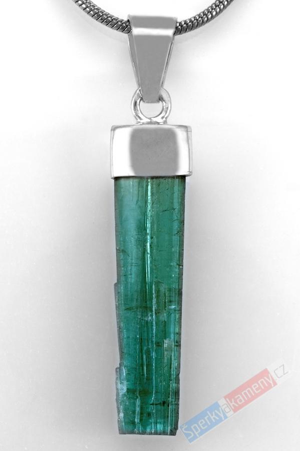 Unisex stříbrný přívěsek (Ag 925/1000) s turmalínem indigolitem přecházejícím do verdelitu QA, přírodní krystal cca 28 x 6 mm (TI8471P)