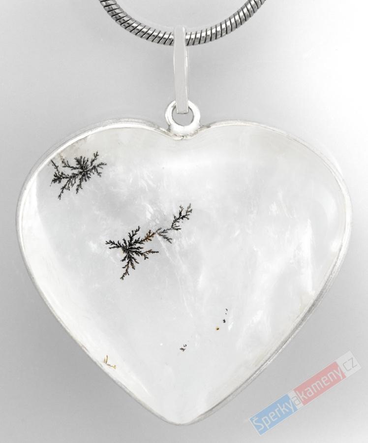 Originální stříbrný přívěsek (Ag 925/1000) z křišťálu s vrostlicemi turmalínu skorylu QA, srdce cca 27 x 28 mm, "chráním tvoje srdce" (KRT2299P)