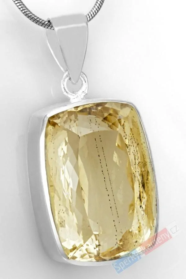 Unisex stříbrný přívěsek (Ag 925/1000) s broušeným skapolitem QAA, cca 26 x 19 mm, RARITA (SK2423P)