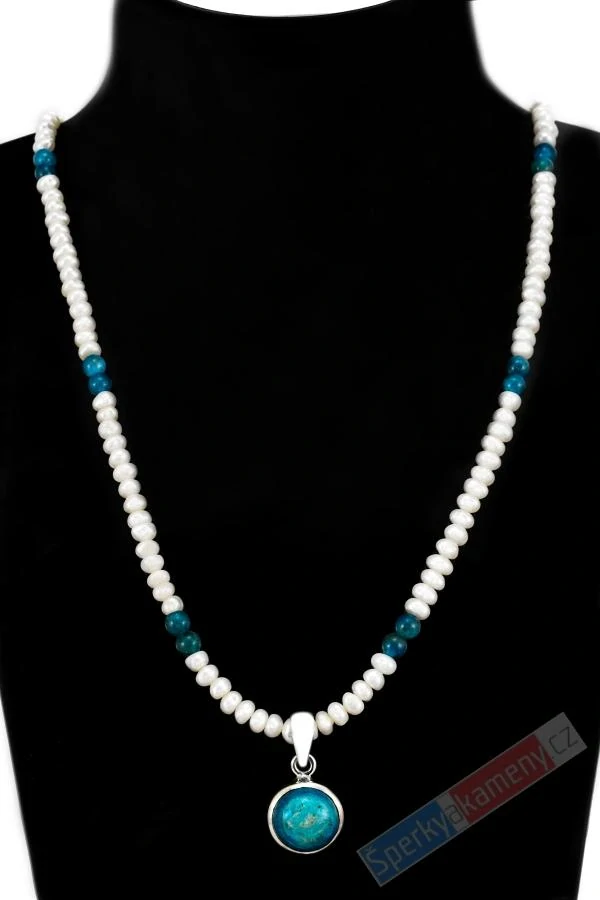 Minimalistický náhrdelník v boho stylu z bílých říčních perel s přívěskem z peruánského modrého opálu QA (RARITA), stříbro Ag 925/1000, "princezna z rodu Inků" (OPE7865S)