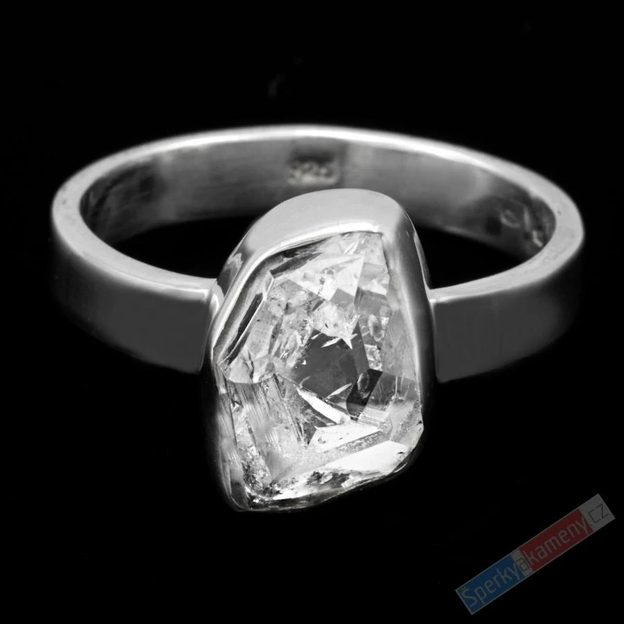 Stříbrný prsten (Ag 925/1000) s křišťálem Herkimer QA, vel. kamene cca 13 x 9 mm, POUZE VELIKOST 58, RARITA (KRH7866R)