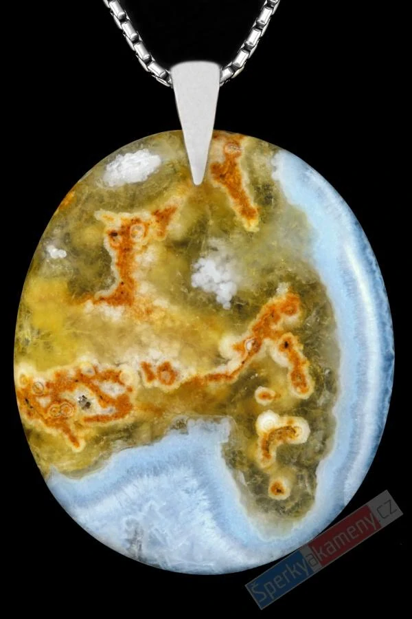 Větší přívěsek z modrého chalcedonu QA, ovál cca 46 x 39 mm, stříbro Ag 925/1000, nádherné probarvení, "láska na první pohled" (CHA3363P)