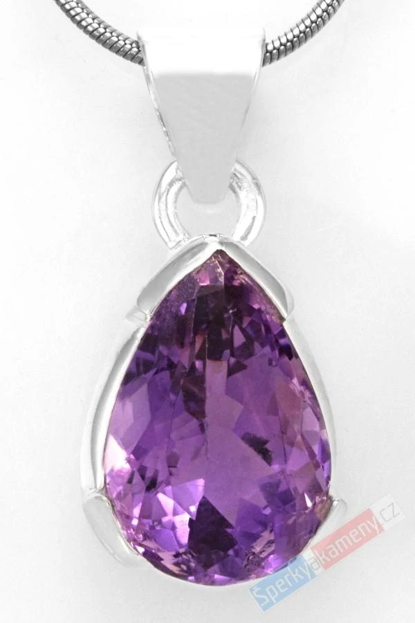Stříbrný přívěsek (Ag 925/1000) s broušeným tmavým ametystem QAA, kapka cca 20 x 15 mm, nádherný brus (AM1029P)