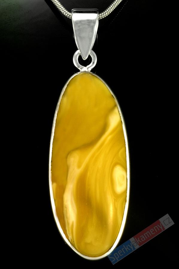 Stříbrný přívěšek (Ag 925/1000) s pravým jantarem QA, štíhlý ovál cca 40x17 mm (JA595P)