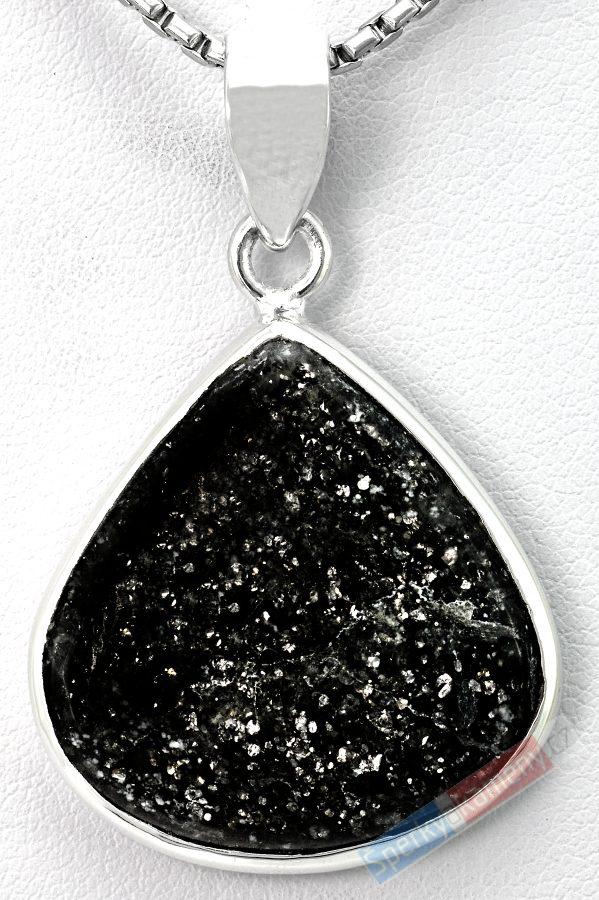 Stříbrný přívěšek (Ag 925/1000) s Black Sun Stone QA, široká kapka cca 30 x 28 mm, RARITA (BSS9080P)