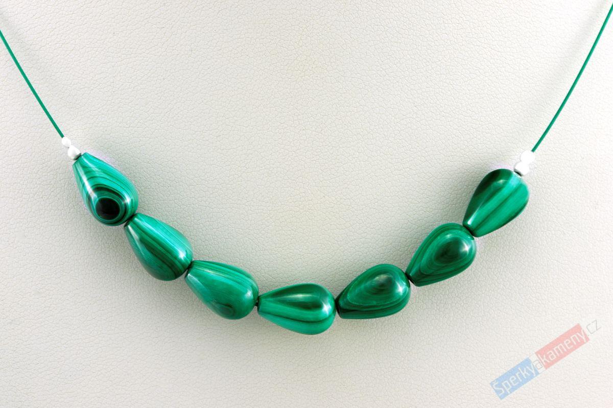 Originální náhrdelník z malachitu na lanku QA, oblé kapky cca 12 mm, stříbro Ag 925/1000 (MA3991S)
