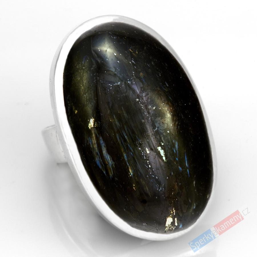 Velký stříbrný prsten (Ag 925/1000) s nummitem QAA, vel. kamene cca 30 x 19 mm, RARITA (NT1149R)