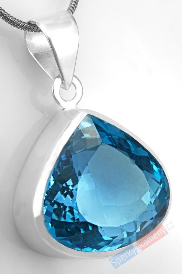 Větší stříbrný přívěsek (Ag 925/1000) s broušeným Swiss Blue topazem QAA, široká kapka cca 21 x 21 mm, "laguna Bora Bora" (TP6501P)