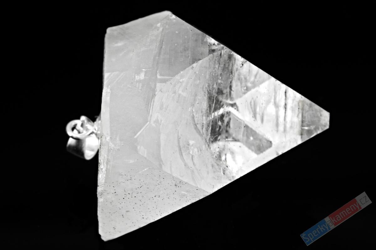 Přívěsek z krystalu přírodního apofylitu, stříbro Ag 925/1000, cca 25 x 22 mm, RARITA (FY1824P)