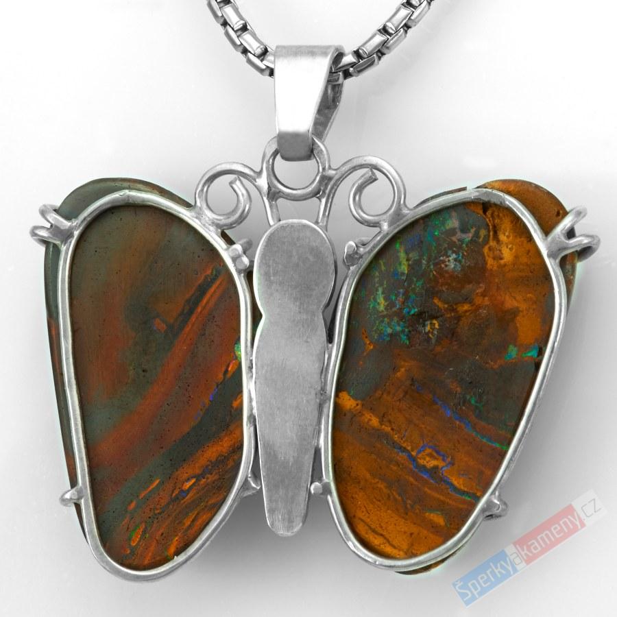 Originální stříbrný přívěsek (Ag 925/1000) ve tvaru motýla z boulder opálu QA, cca 28 x 39 mm, RARITA, "krása křídel motýlů" (OBO2904P)