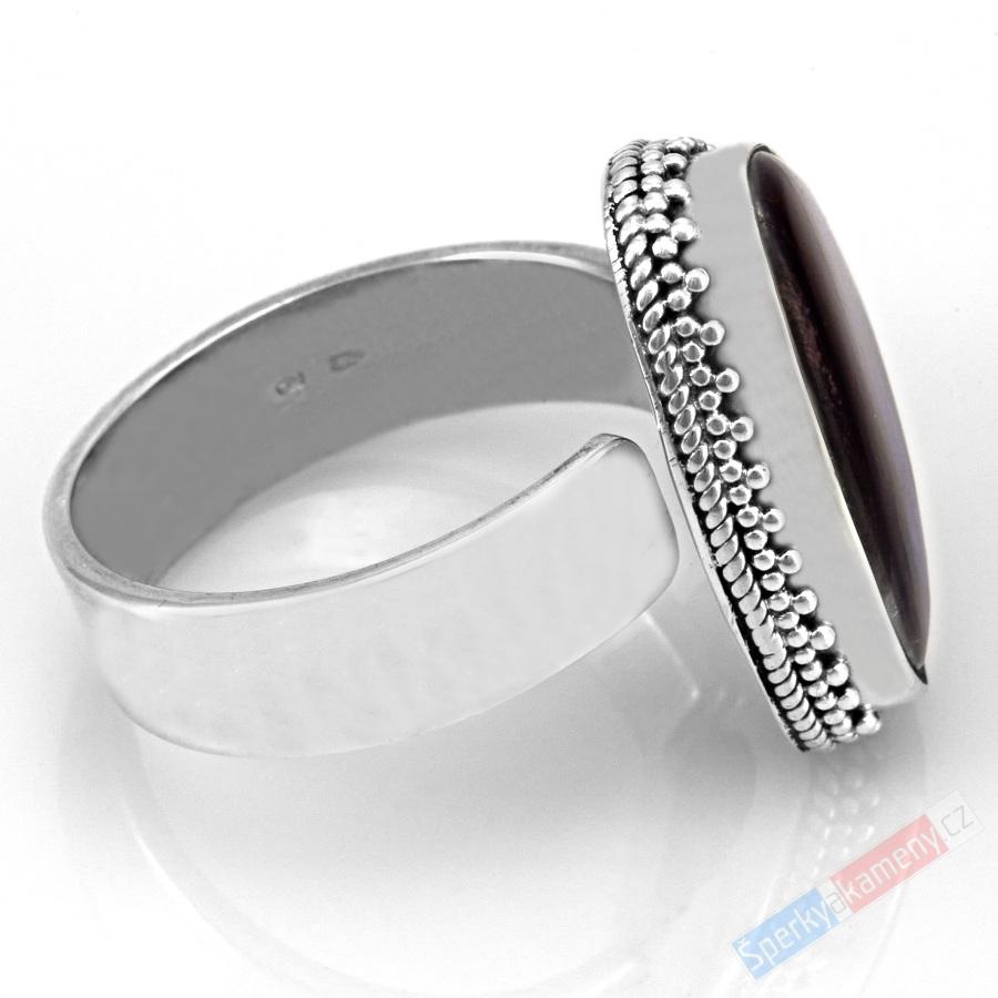 Stříbrný prsten (Ag 925/1000) se sugilitem QAA, vel. kamene cca 22 x 17 mm, RARITA (SG2119R)