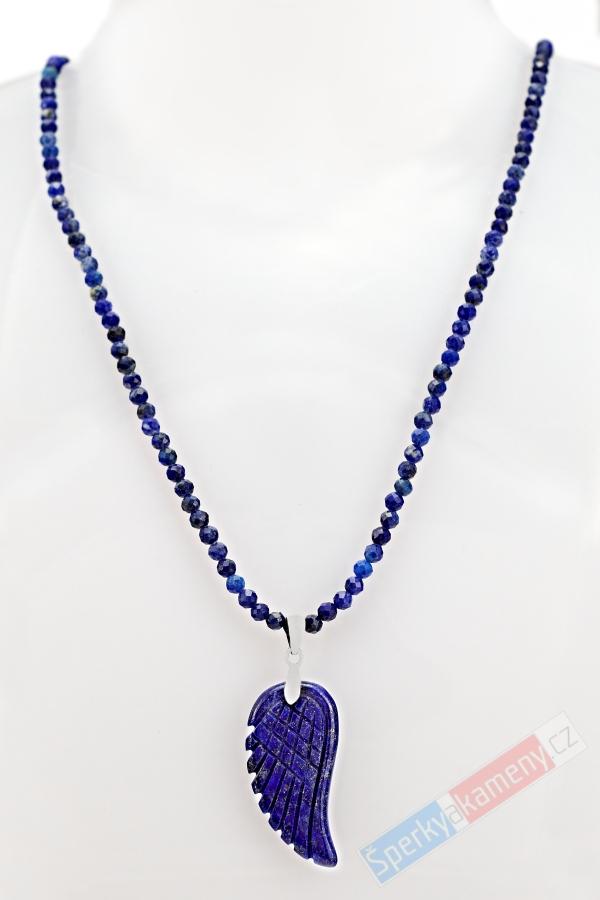 Náhrdelník z broušeného lapisu lazuli s přívěskem ve tvaru andělského křídla QA, stříbro Ag 925/1000 (LL6352S)