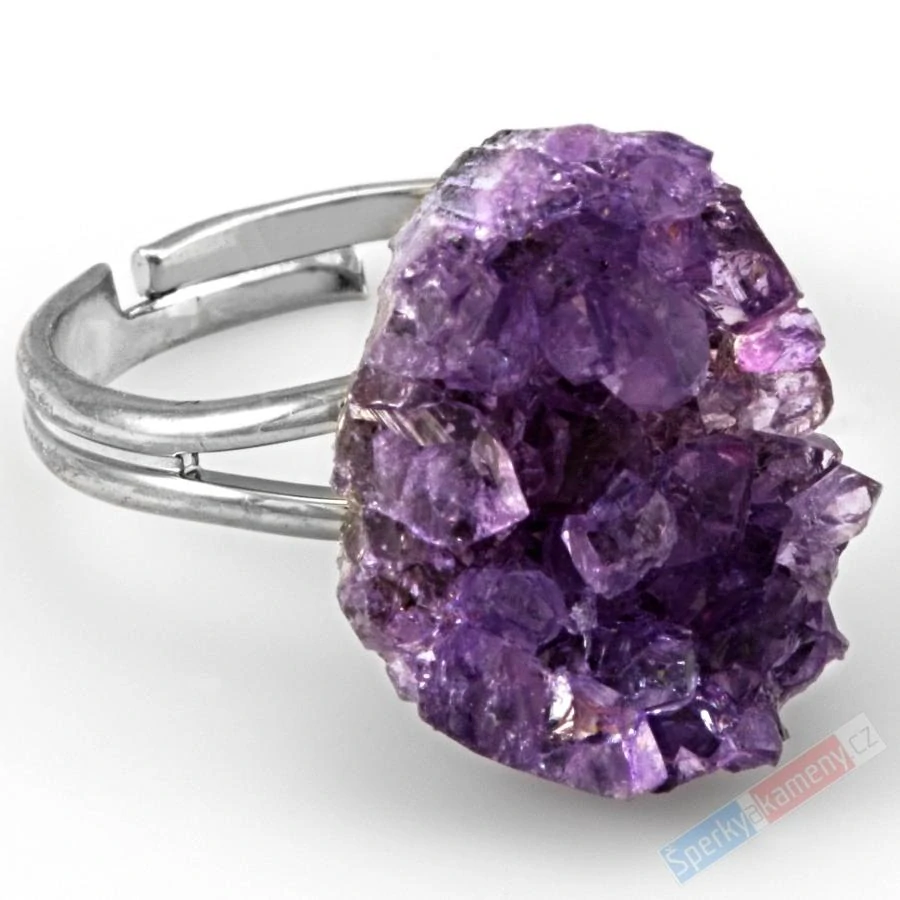 Prsten z drůzy tmavšího ametystu QA, velikost kamene cca 18 x 13 mm (AM203R)