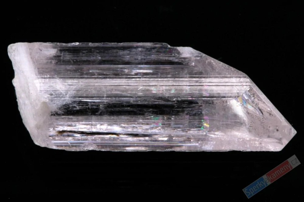 Krystal narůžovělého danburitu QA, cca 31 x 9 x 9 mm, RARITA (DR2244K)