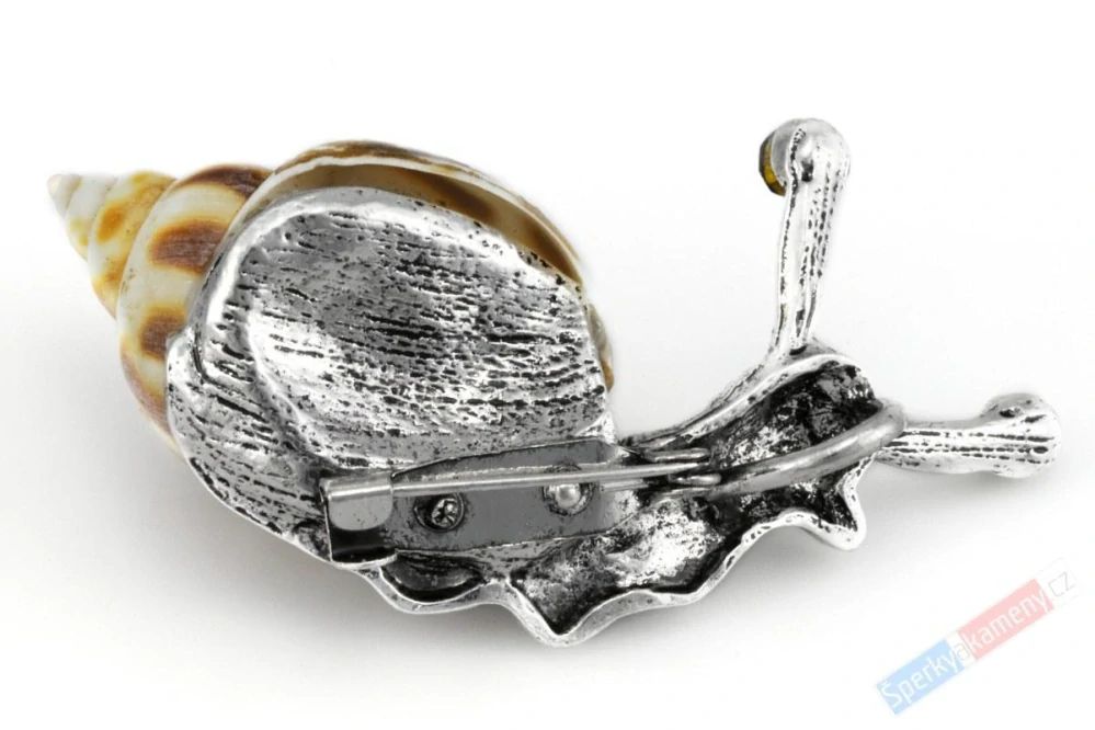 Originální brož ve tvaru šneka s ulitou z přírodní mořské mušle, cca 57 x 26 mm (BP850S)
