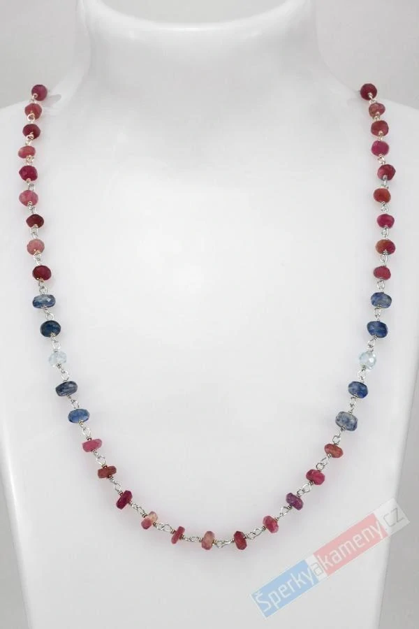Minimalistický stříbrný náhrdelník (Ag 925/1000) v boho stylu s rubínem, kyanitem a topazem QA, "šperk pro květinkovou vílu" (RKT1215B)