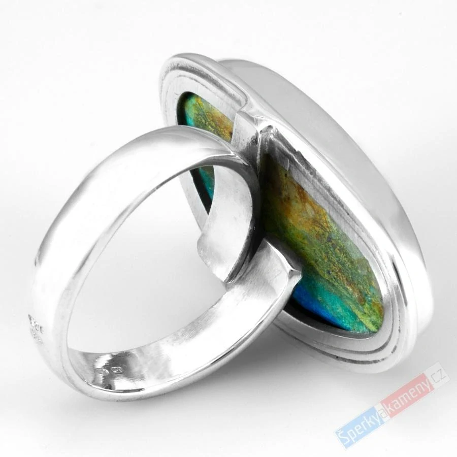 Velký stříbrný prsten (Ag 925/1000) s modrým peruánským opálem QAA, vel. kamene cca 34 x 20 mm, nádherné probarvení, RARITA (OPE5002R)