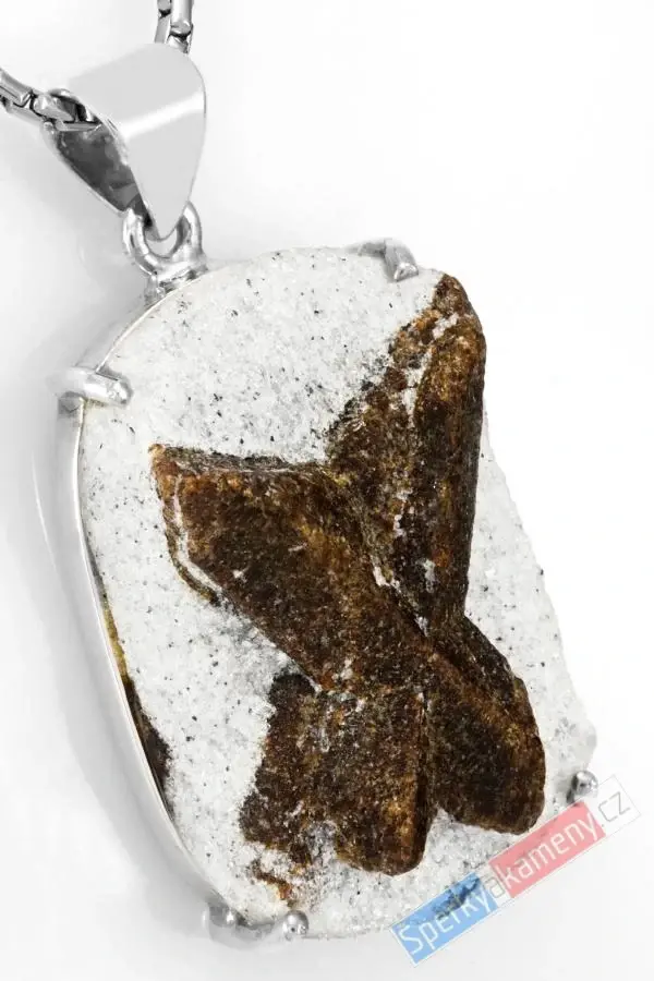 Unisex stříbrný přívěsek (Ag 925/1000) se staurolitem QA, cca 34 x 24 mm, "ochranný kříž" (STA4004P)