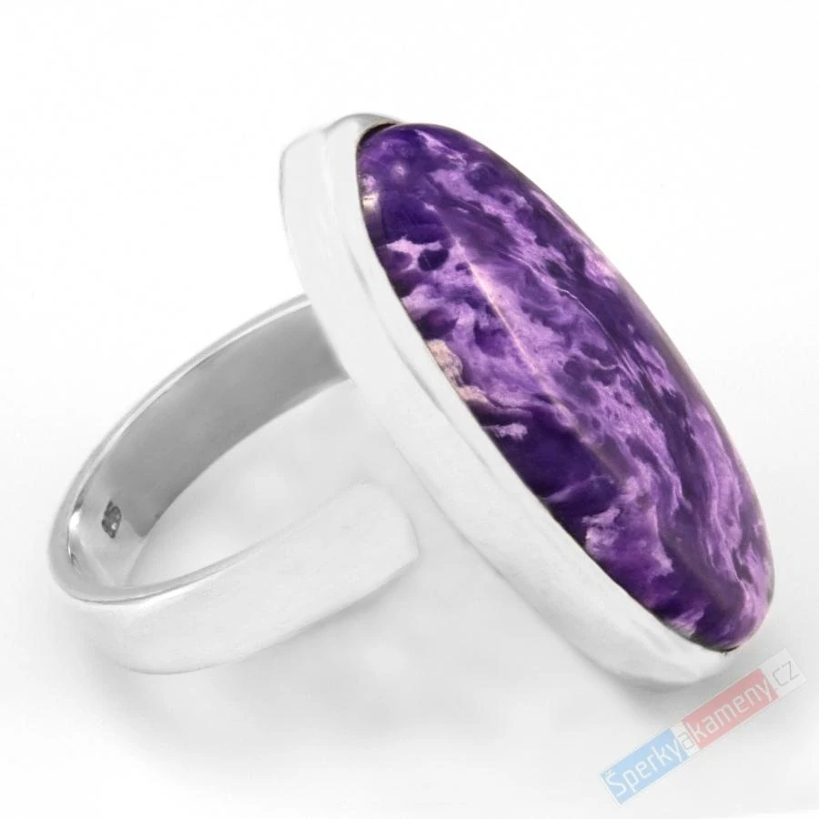 Velký stříbrný prsten (Ag 925/1000) s čaroitem QAA, velikost kamene cca 29 x 13 mm (CA9088R)