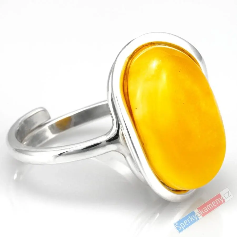 Stříbrný prsten (Ag 925/1000) se žlutým baltským jantarem QAA, cca 23 x 18 mm, VELIKOST 57/58, "sluníčko" (JA7410R)
