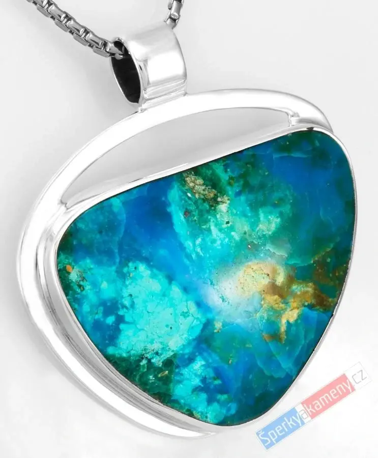 Větší stříbrný přívěsek (Ag 925/1000) s peruánským modrým opálem QAA, cca 37 x 41 mm, nádherná barva, "šperk pro indiánskou princeznu z rodu Matsés z údolí jaguárů", RARITA (OPE2374P)