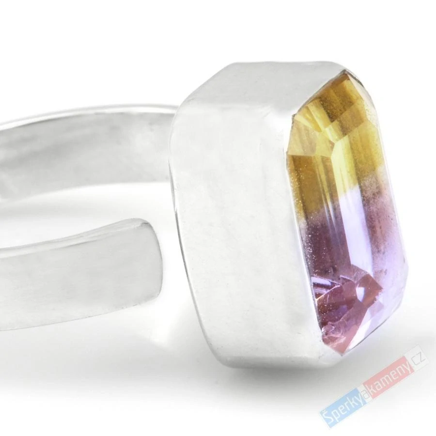 Stříbrný prsten (Ag 925/1000) s broušeným ametrínem QAA, vel. kamene cca 15 x 12 mm, "krása zapadajícího slunce", RARITA (AC1521R)