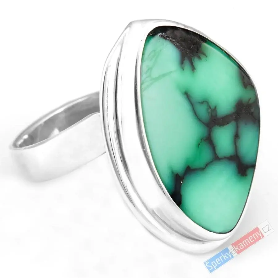 Stříbrný prsten (Ag 925/1000) s variscitem prorostlým matrixem QAA, vel. kamene cca 26 x 18 mm, v této podobě vzácnost, "ochránce srdce", VELIKOST 56 (VA1428R)