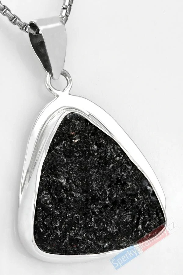 Unisex stříbrný přívěsek (Ag 925/1000) s turmalínem skorylem QAA, cca 31 x 31 mm, "ochrana proti negativní energii" (TU1325P)