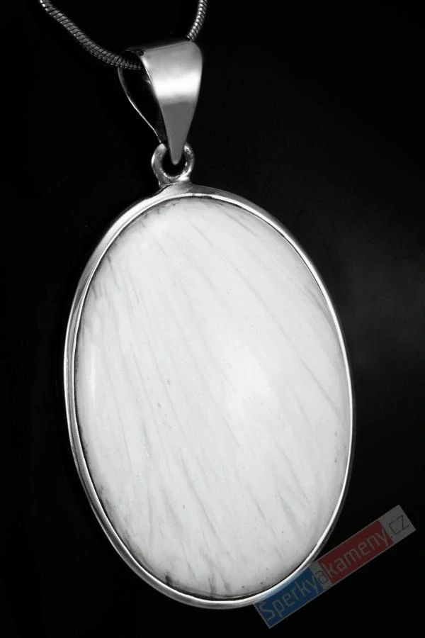 Větší stříbrný přívěsek (Ag 925/1000) s bílým skolecitem QA, ovál cca 42 x 31 mm, "andělská křídla II", RARITA (SC1211P)