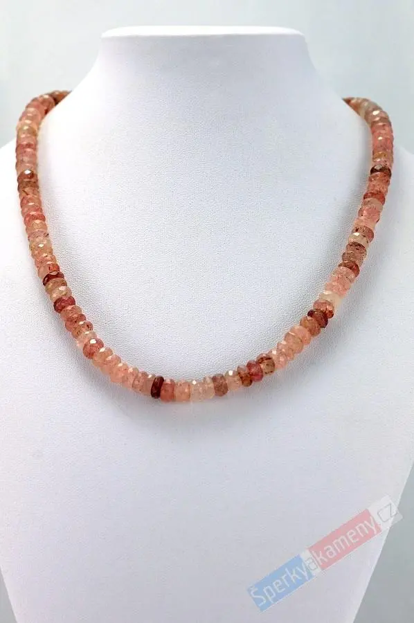 Náhrdelník z broušeného malinového křemene QA, čočky cca 4 x 8 mm, stříbro Ag 925/1000 (MK638B)