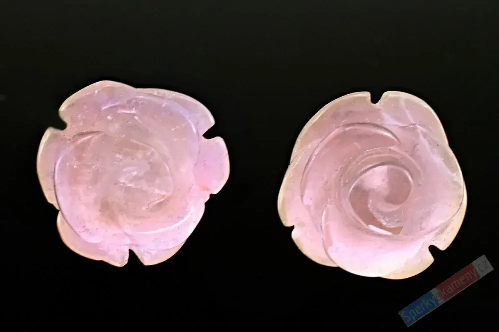 Náušnice ve stylu boho z růženínu QA, puzetky ve tvaru květu růže, cca 10 mm, stříbro Ag 925/1000 (R3020U)