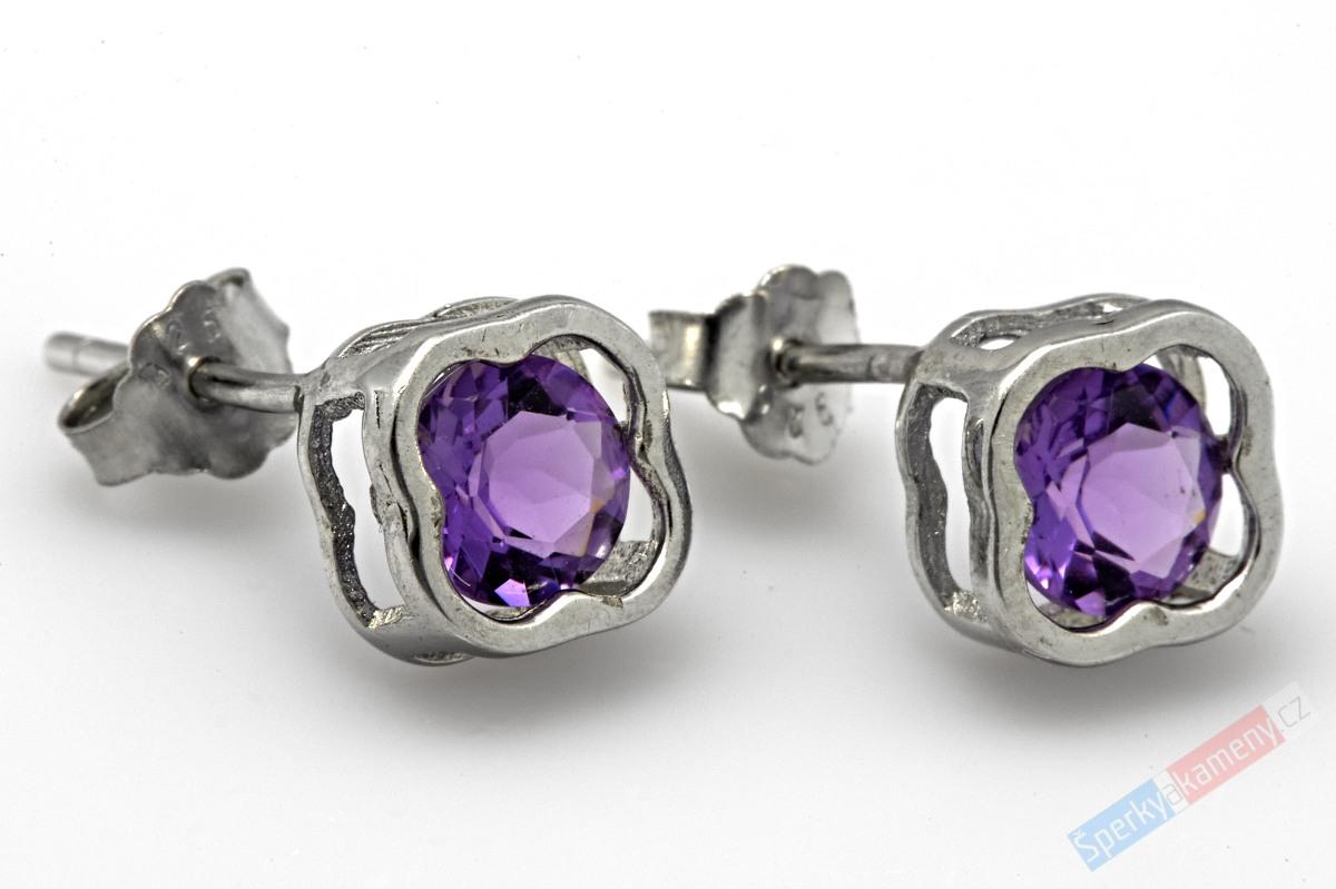Stříbrné náušnice - puzetky (Ag 925/1000) s ametystem QA, cca 7 x 7 mm (AM3032U)