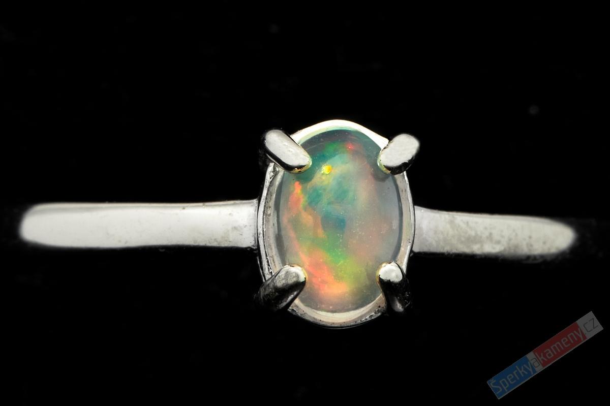 Stříbrný prsten (Ag 925/1000) s drahým opálem QA, vel. kamene cca 7 x 5 mm, RARITA (ODR4840R)