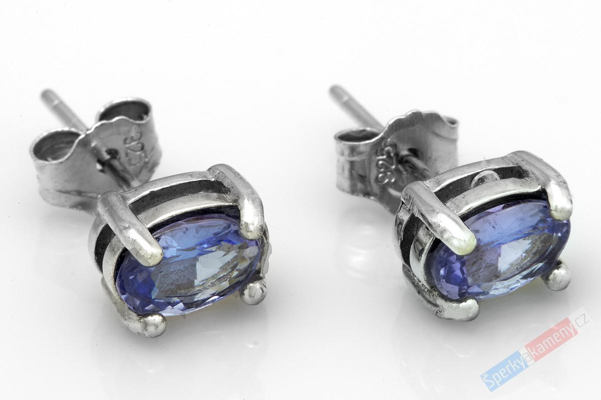 Stříbrné náušnice (Ag 925/1000) s broušeným tanzanitem QAA, puzetky cca 7 x 5 mm, RARITA (TZ9680U)