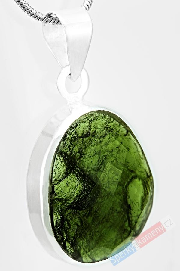 Originální stříbrný přívěsek (Ag 925/1000) s vltavínem QA, cca 22 x 18 mm (VL1633P)