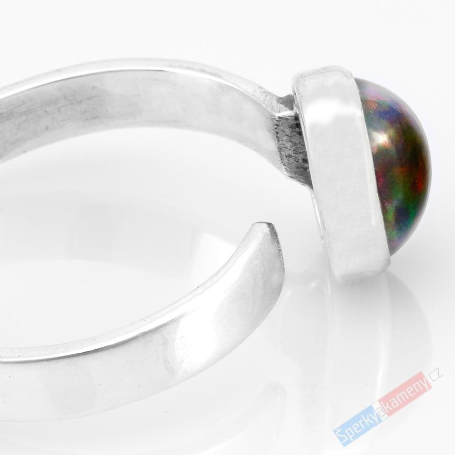 Stříbrný prsten (Ag 925/1000) s drahým černým opálem QAA, vel. kamene cca 11 x 9 mm, nádherná opalizace barev, RARITA (ODR1214R)