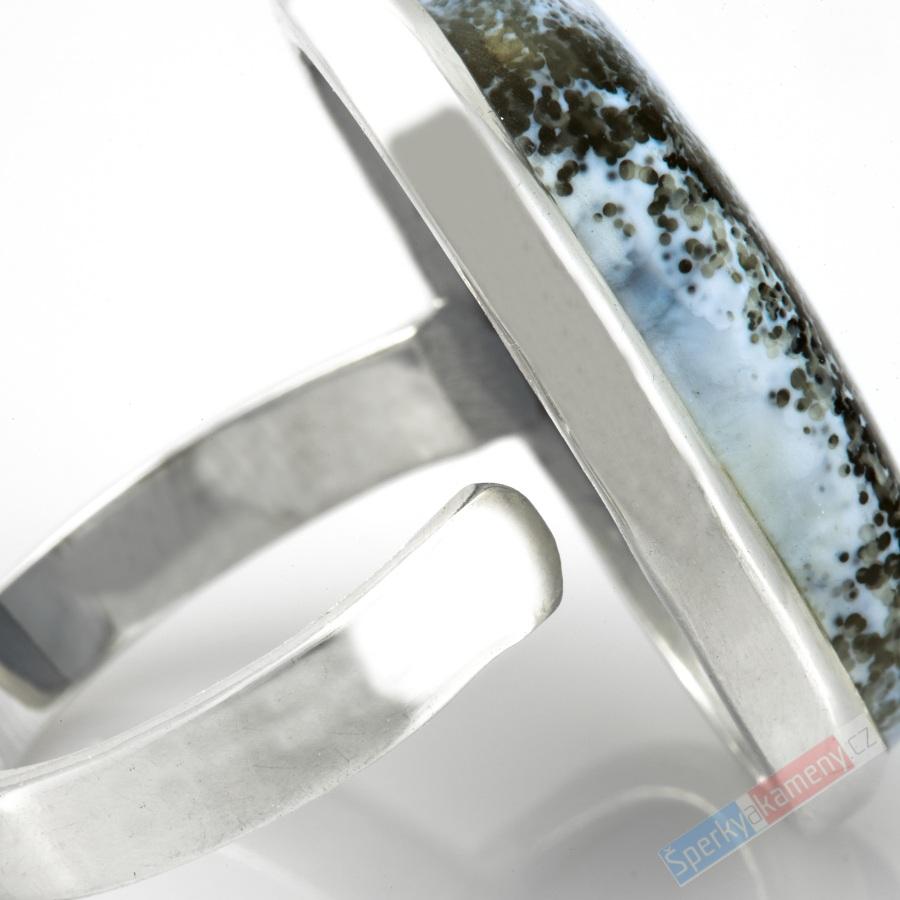 Stříbrný prsten (Ag 925/1000) s modrým australským opálem QA, vel. kamene cca 29 mm, RARITA (OPM9077R)