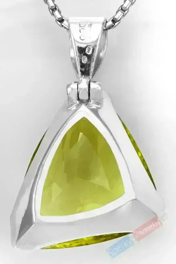 Stříbrný přívěsek (Ag 925/1000) s broušeným lemon quartz QAA, cca 29 x 27 mm, nádherná barva (LK1211P)