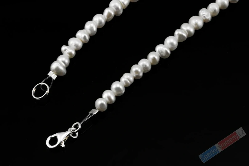 Originální náhrdelník v boho stylu z bílých sladkovodních perel s originálním přívěskem z Biwa perly QA, stříbro Ag 925/1000, "něžná krása IV" (PB7865S)