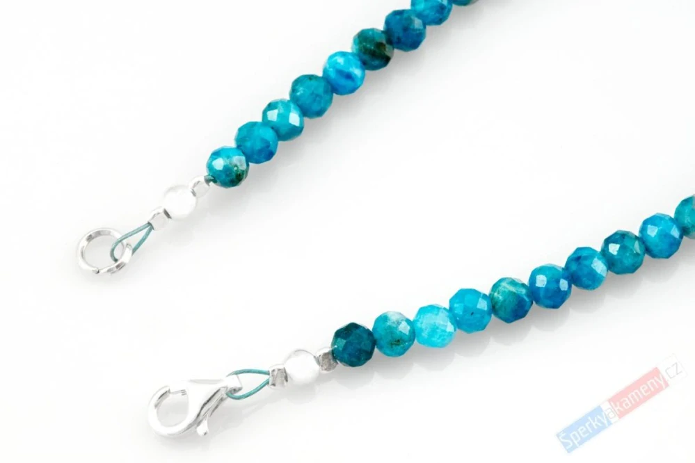 Náhrdelník z broušeného sytě tyrkysového apatitu QA, stříbro Ag 925/1000, kuličky cca 4 mm (AP4598B)