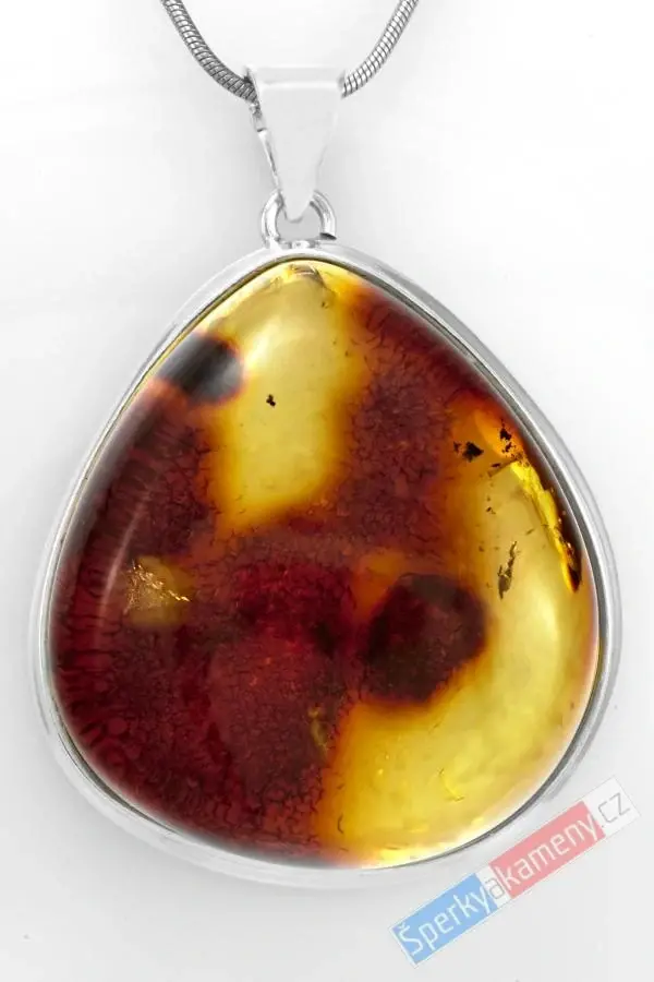 Větší stříbrný přívěsek (Ag 925/1000) s baltským jantarem QAA, cca 45 x 40 mm, "krajka z medu" (JA3487P)