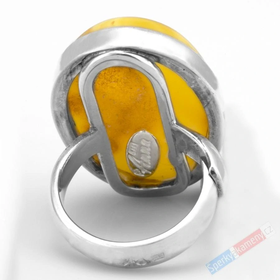 Velký stříbrný prsten (Ag 925/1000) se žlutým baltským jantarem QAA, cca 34 x 23 mm, POUZE VELIKOST 57/58, "sluníčko III" (JA1914R)