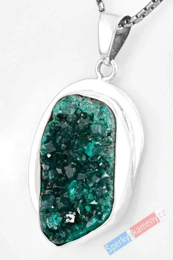 Unisex stříbrný přívěsek (Ag 925/1000) s přírodním dioptasem QAA, cca 38 x 27 mm, nádherná barva, "kámen srdce", RARITA (DI1807P)
