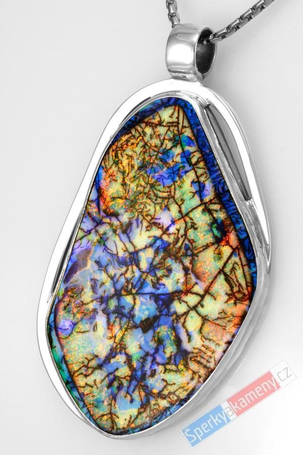 Velký stříbrný přívěsek (Ag 925/1000) s drahým opálem vytvořeným v amerických laboratořích QA, cca 57 x 40 mm, nádherná hra barev (ODA2807P)