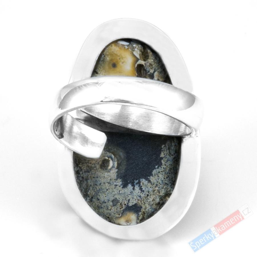 Velký unisex stříbrný prsten (Ag 925/1000) s korálovcem QAA, vel. kamene cca 35 x 23 mm, VELIKOST 58/59, "zkamenělá krása z floridských hlubin XIII", RARITA (KV1830R)