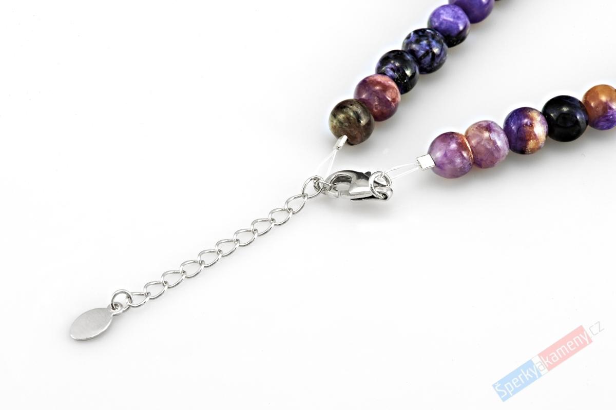 Náhrdelník v boho stylu z čaroitu s přívěskem QA, stříbro Ag 925/1000, "krása má barvu levandule" (CA1272S)