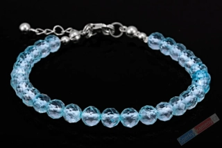 Náramek z broušeného Sky Blue topazu QAA, kuličky cca 5,5-6 mm, stříbro Ag 925/1000 (TP5261NS)